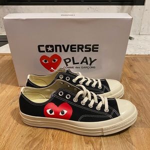 NEW Comme Des Garçons PLAY x Converse Chuck Taylor